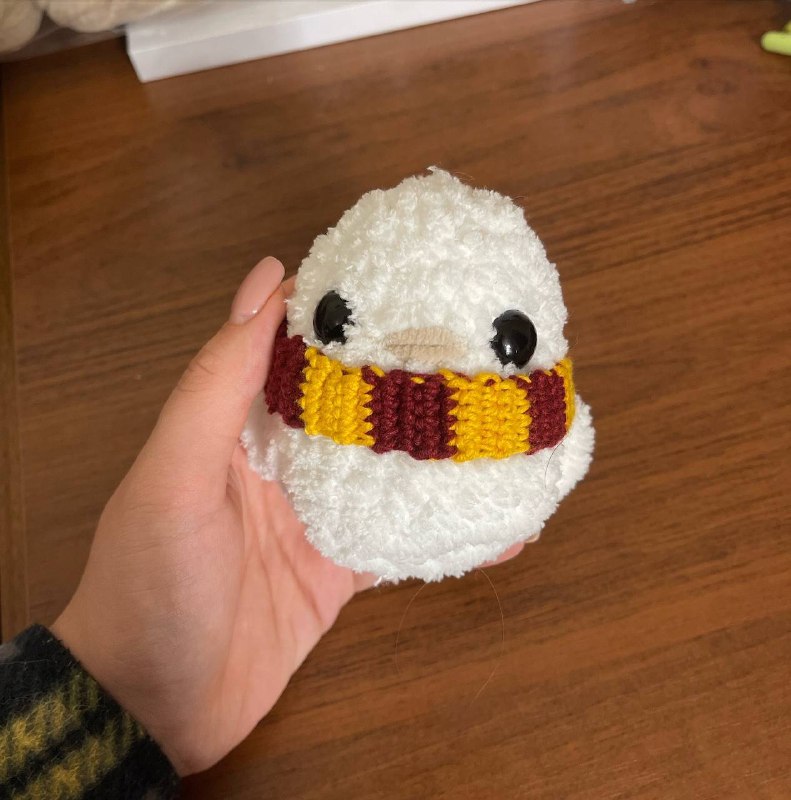 Crochet Owl Pattern + scarf and a witch hat bonus